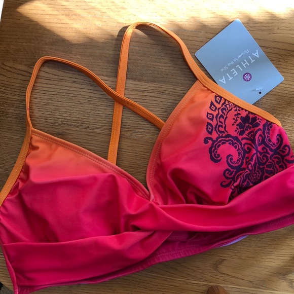 Athleta Other - 💥HP💥NWT Athleta Ambre Swim Top w/Cross-back38B/C